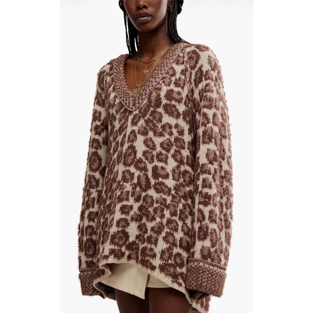 Free People Oversized Animal Pattern Tunic Sweater Size XL